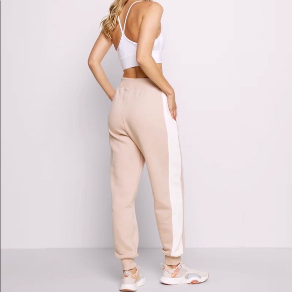 Guess Annetta Sweatpants - Picture 2 of 9